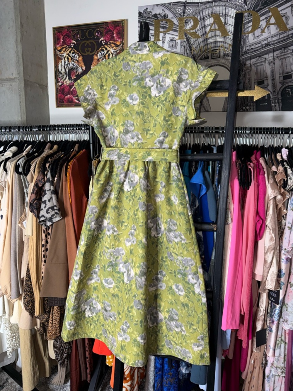Tuckernuck Chloe Muted Meadows Green Gardens Midi Dress Belted Floral Large New - Picture 9 of 14